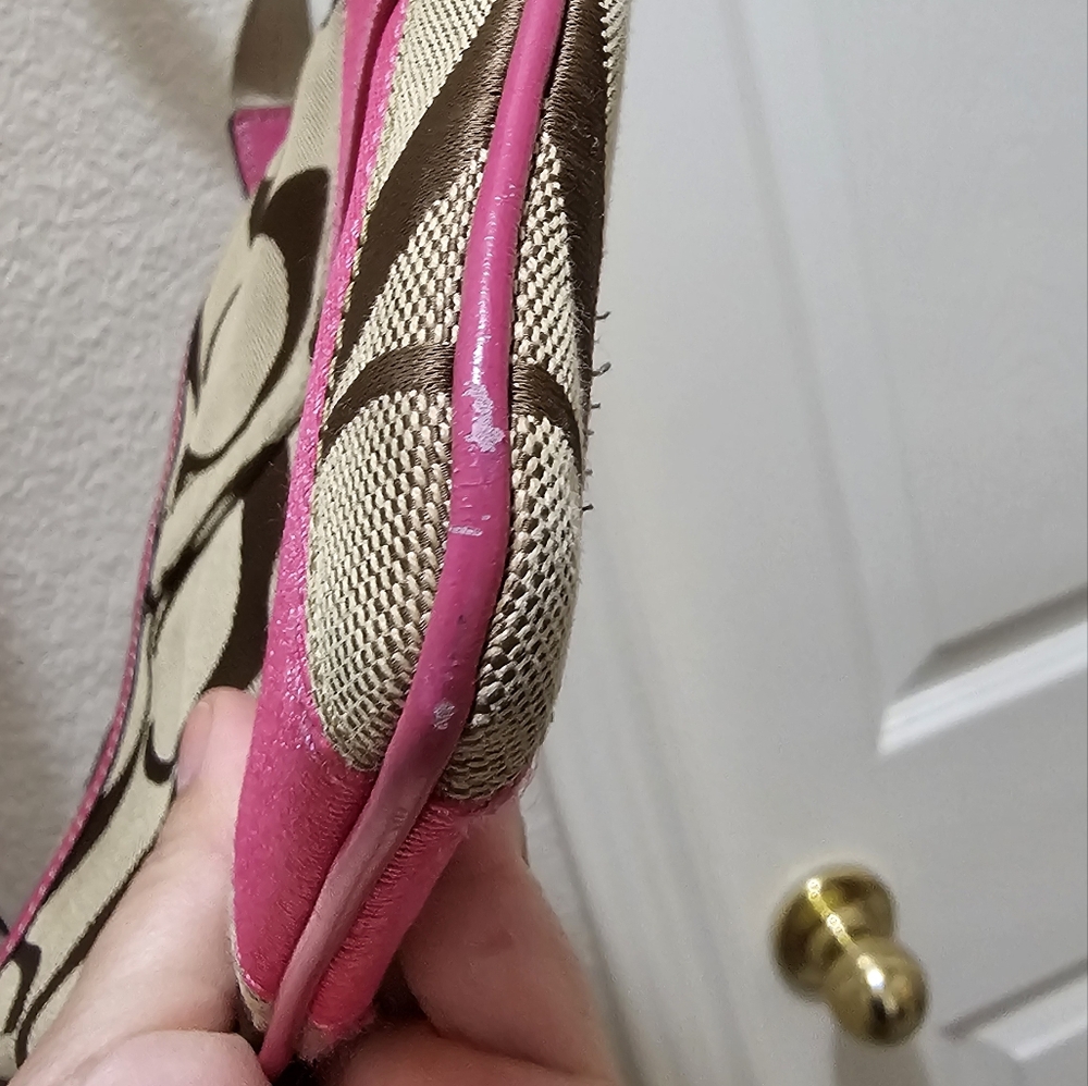 Coach Crossbody Pink and Tan Signature Jacquard monogram Adjustable strap - Picture 6 of 10